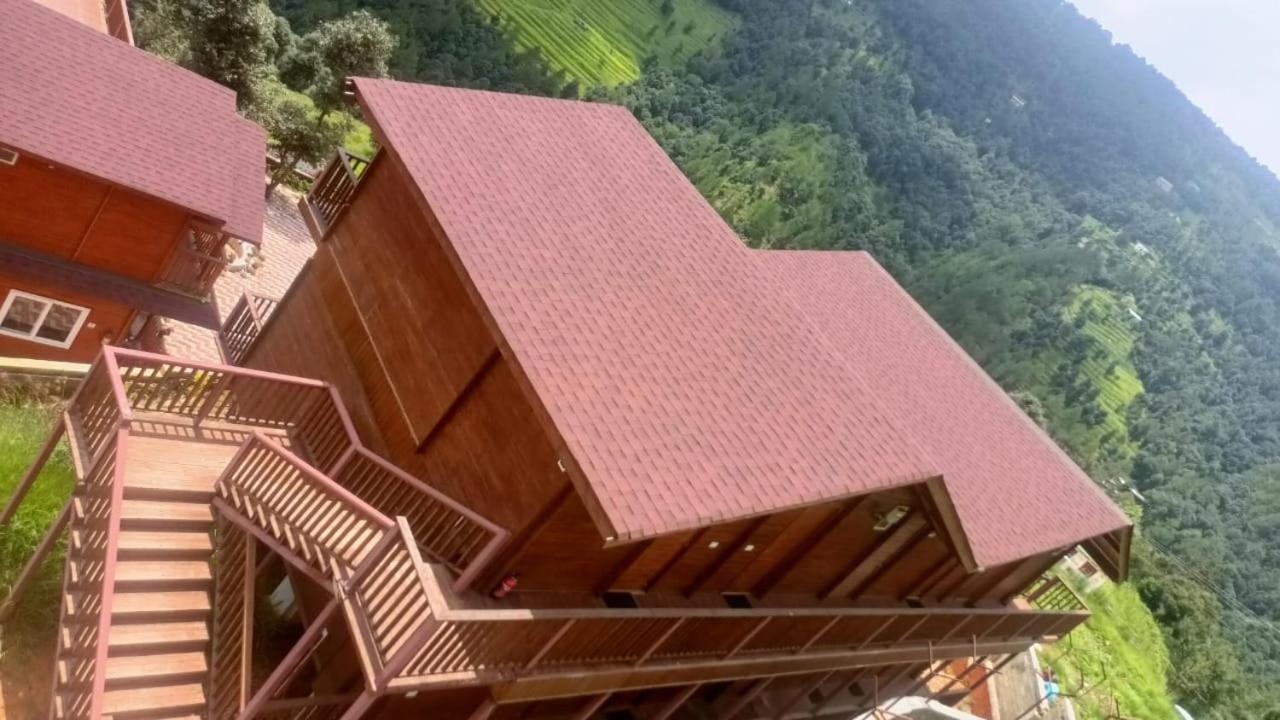 Vanprastha Resorts Dwarahat Eksteriør billede